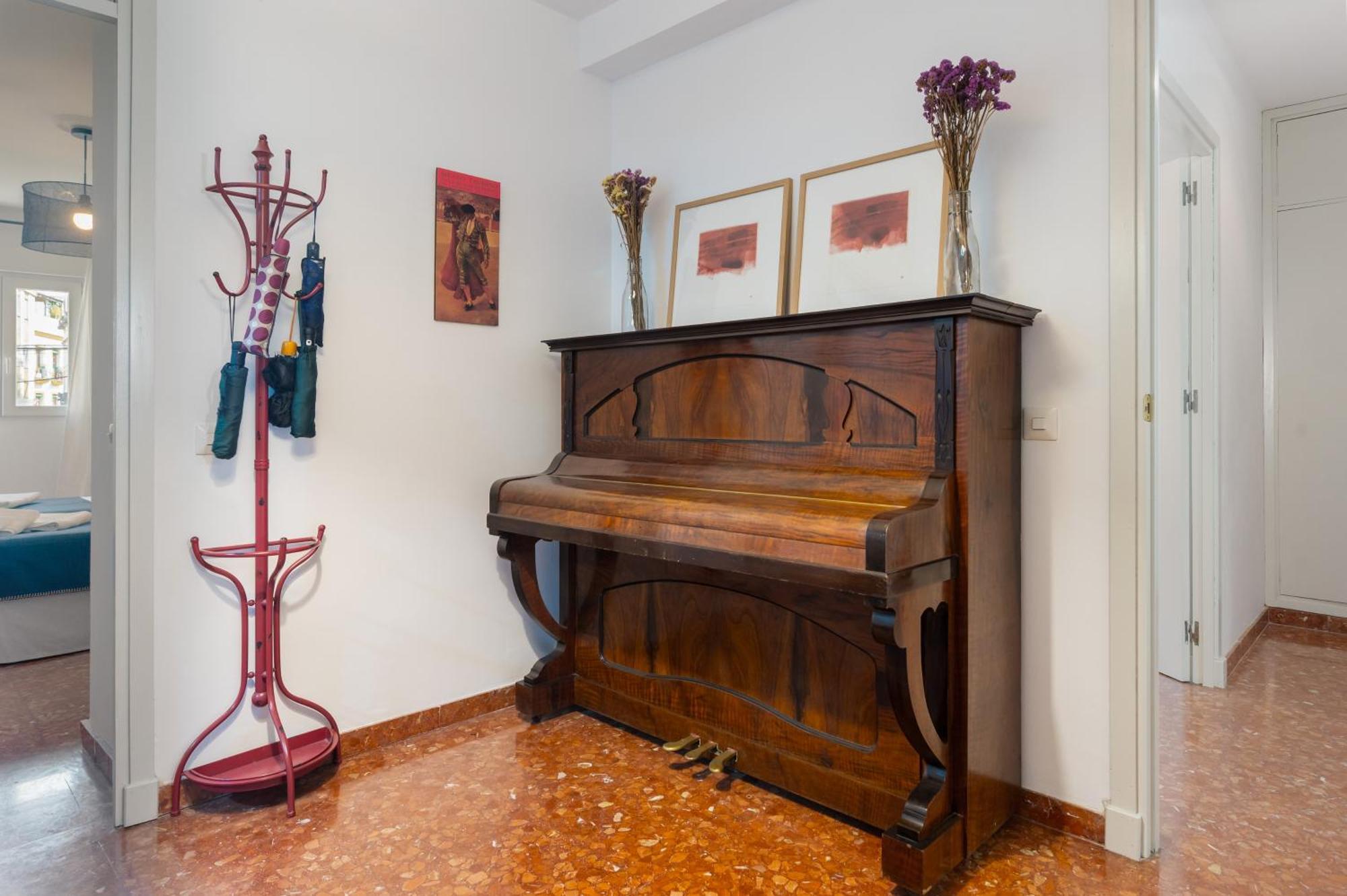 Mara Arenal Sevilla Exterior photo