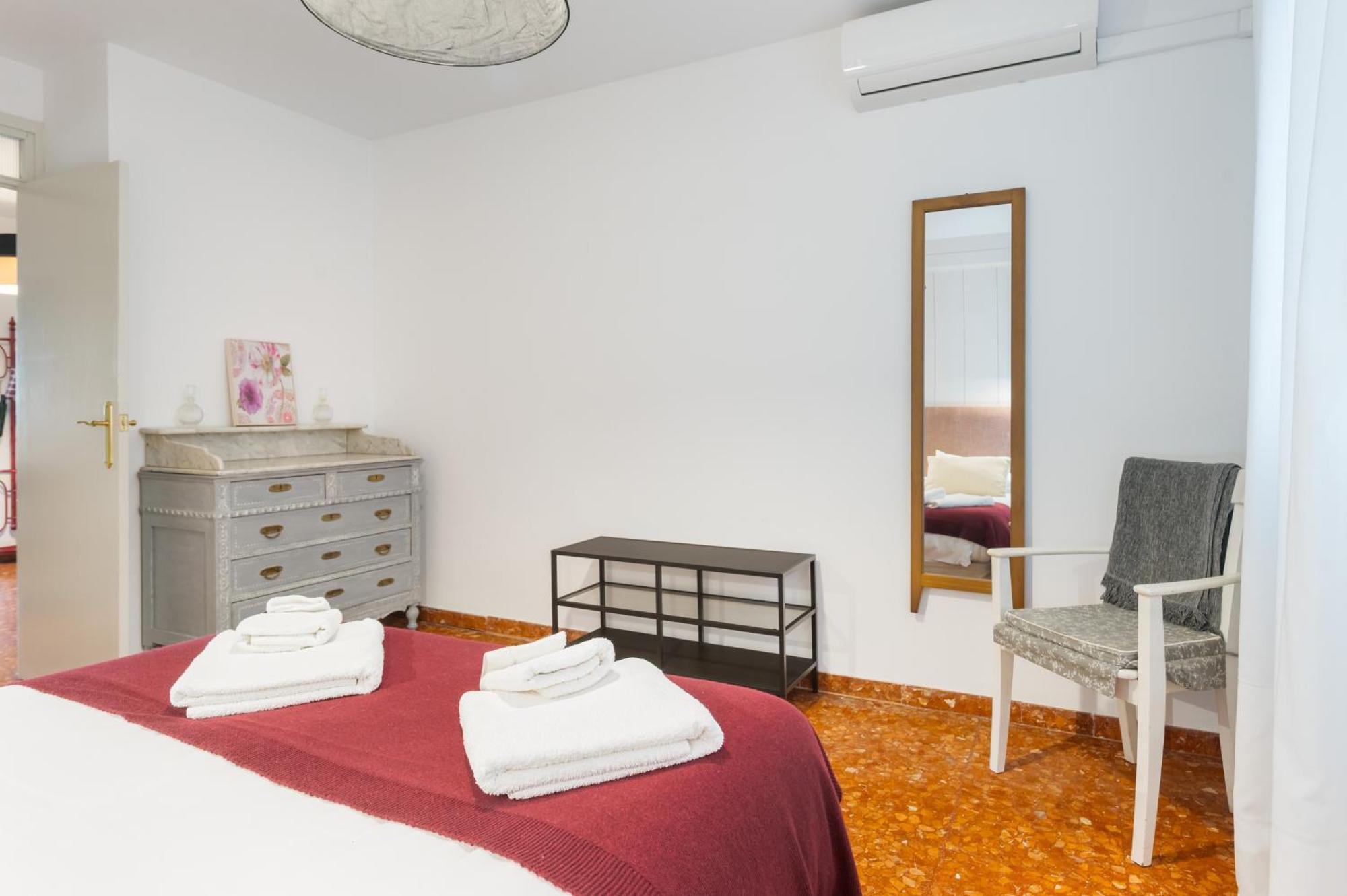 Mara Arenal Sevilla Exterior photo